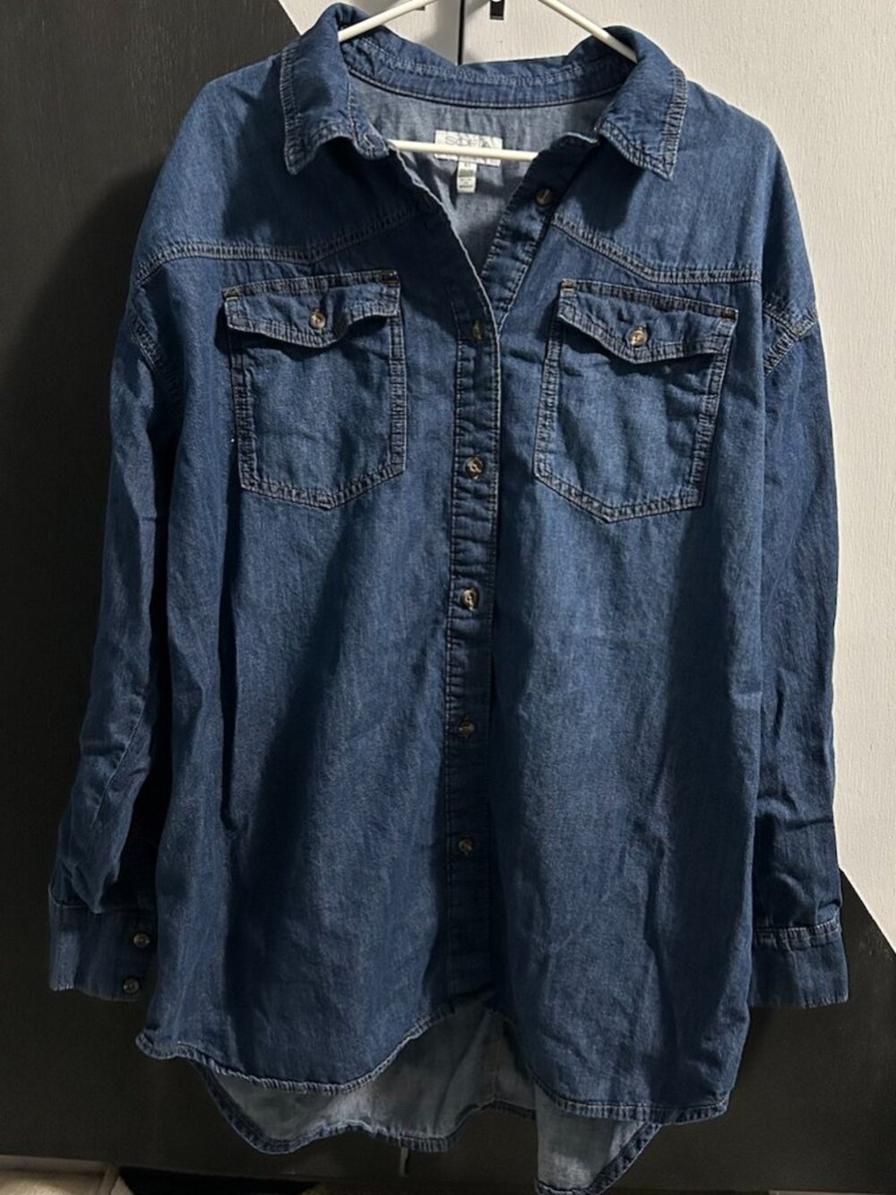 Sofia by Sofia Vergara Women's and Oversized Boyfriend Denim Shirt Women's 1X.